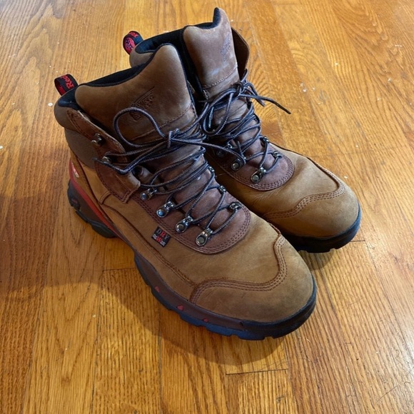 Red Wing Boots - 8591 Safety Toe Work Boot EH - Picture 4 of 6